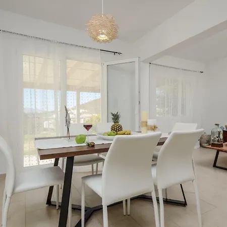 The Pure Villa Stelida (Naxos)